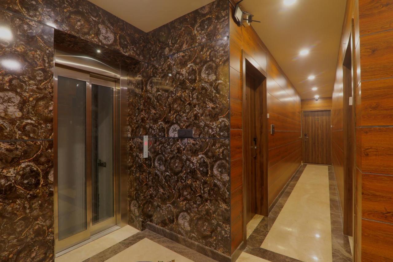 Shri Tirupati Residency Hotel Lucknow Buitenkant foto